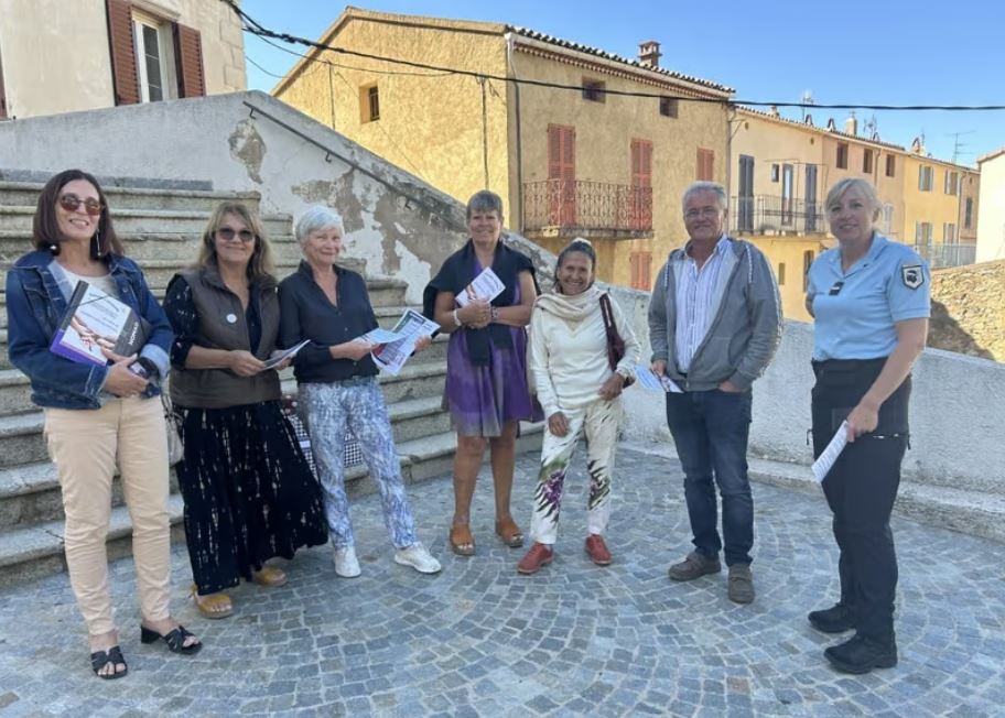 2025-10-02 Sensibilisation face aux violences intra-familiales par MPF à la Mairie Calenzana Gendarmerie pour les bénévoles de l'association Entraide e Sintinella