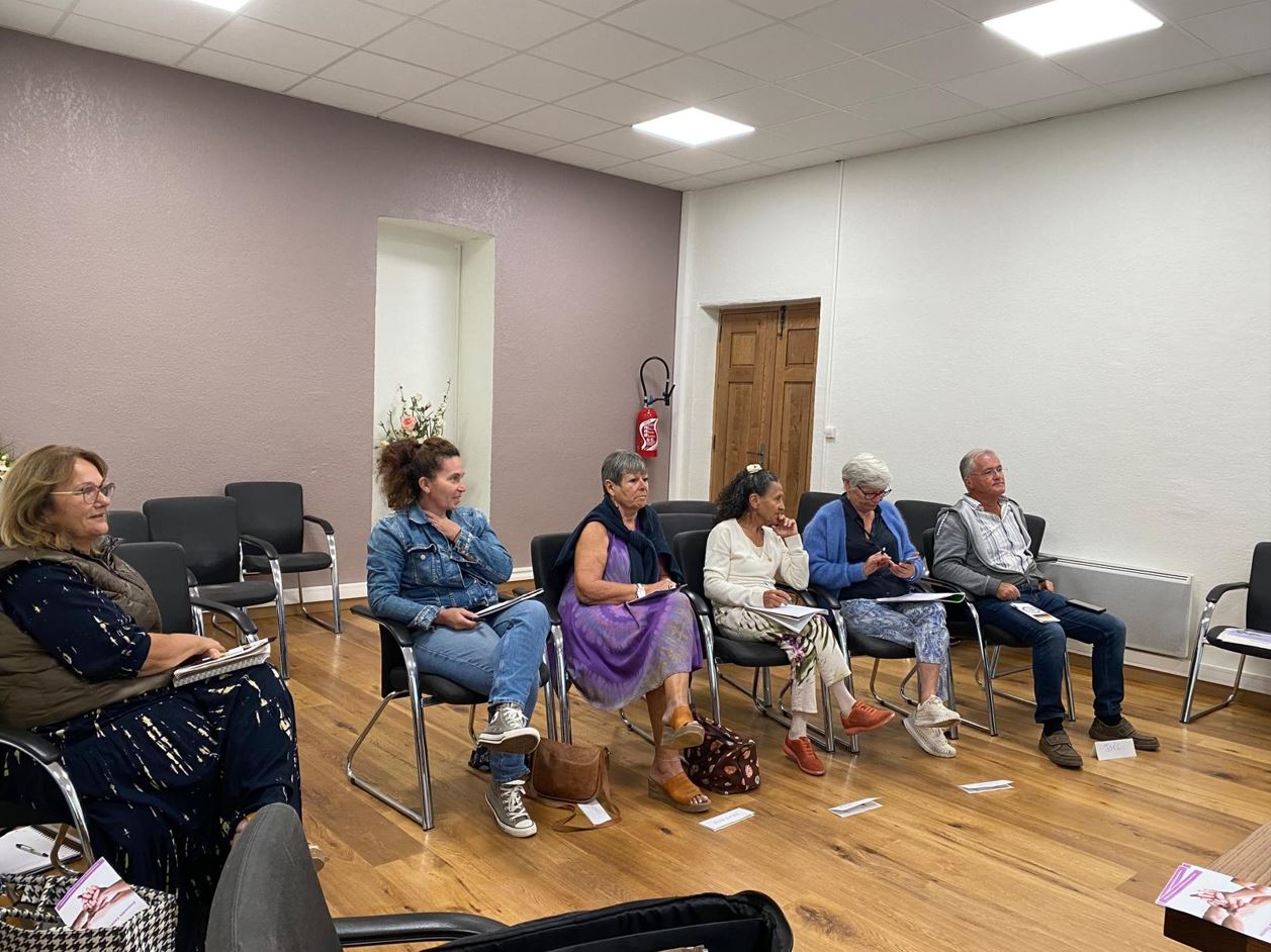 2025-10-02 Sensibilisation face aux violences intra-familiales par MPF à la Mairie Calenzana Gendarmerie pour les bénévoles de l'association Entraide e Sintinella